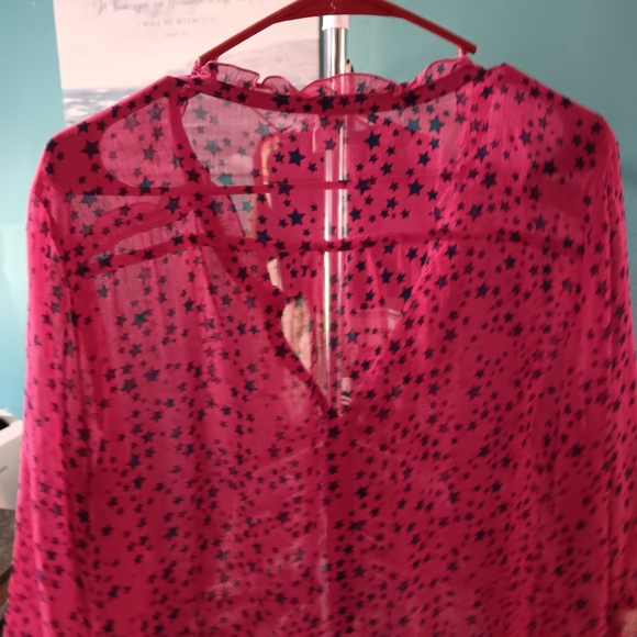 Old Navy Pink Sheer Star Blouse - Picture 7 of 8